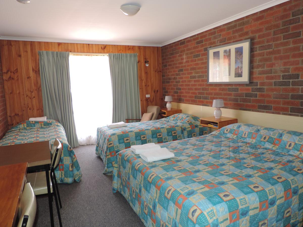Tooleybuc Country Roads Motor Inn Ngoại thất bức ảnh