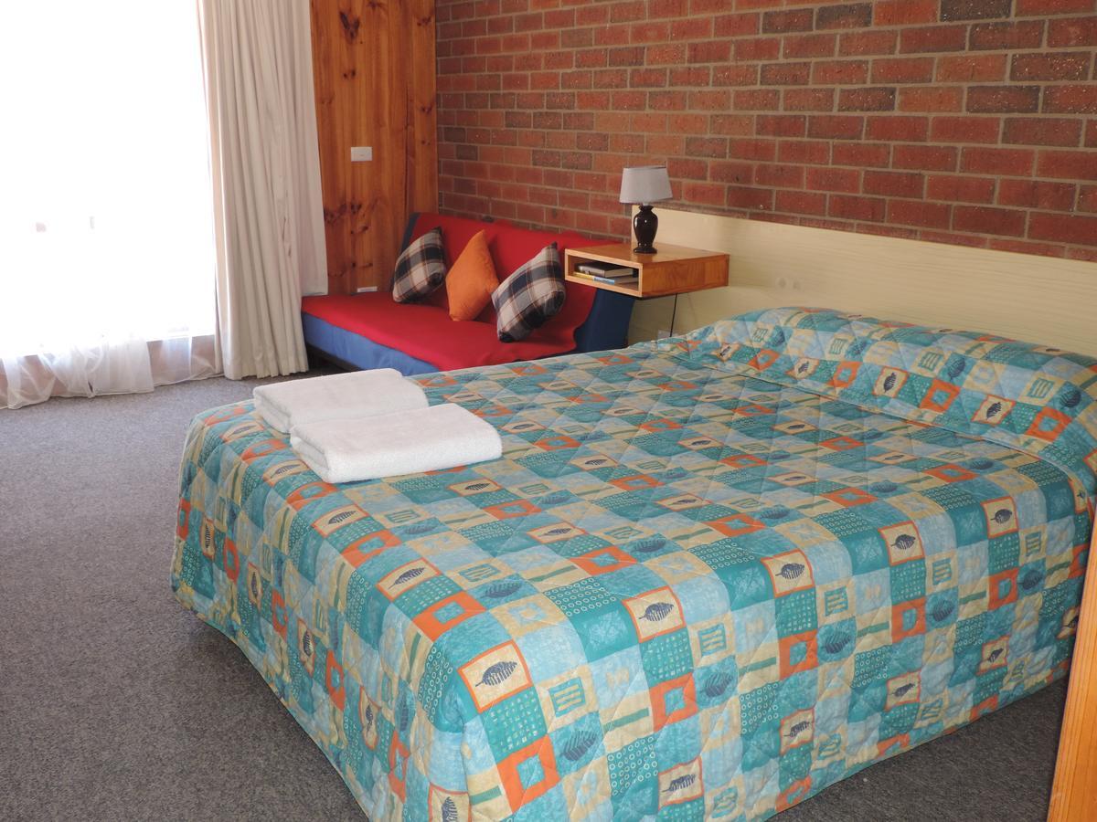 Tooleybuc Country Roads Motor Inn Ngoại thất bức ảnh